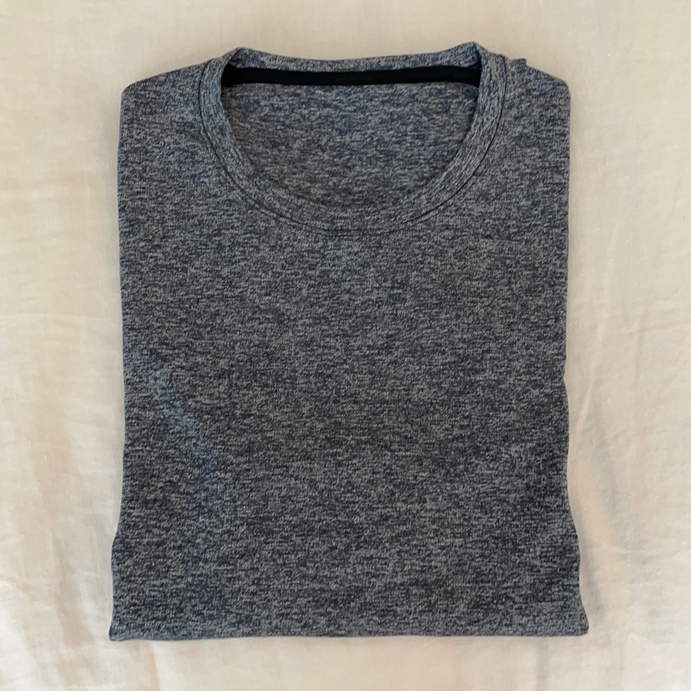 Heathered Navy Lululemon Athletic tee